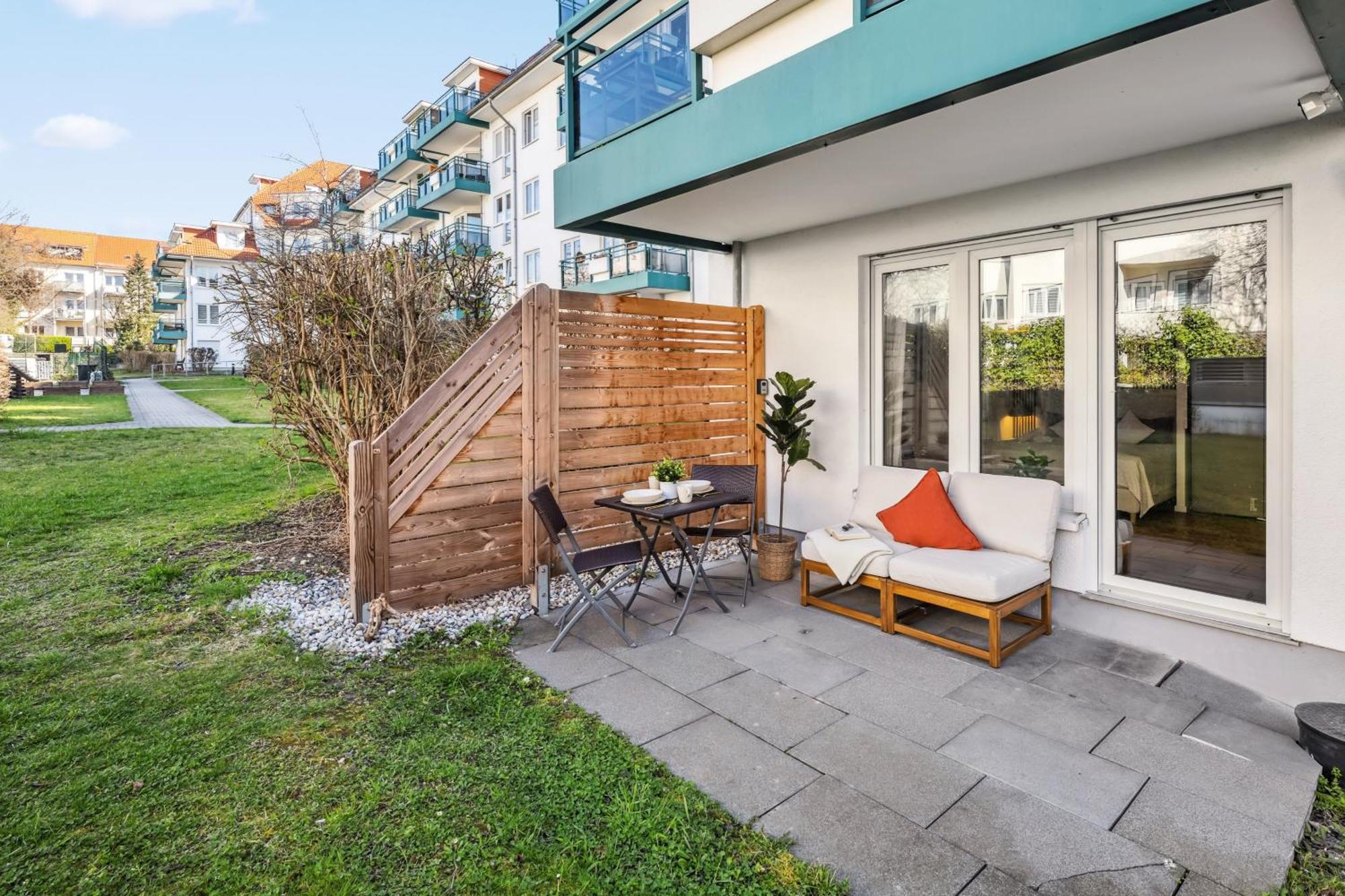 Traber Apartments Studio Kaffee Terrasse & Parken Lipsko Exteriér fotografie