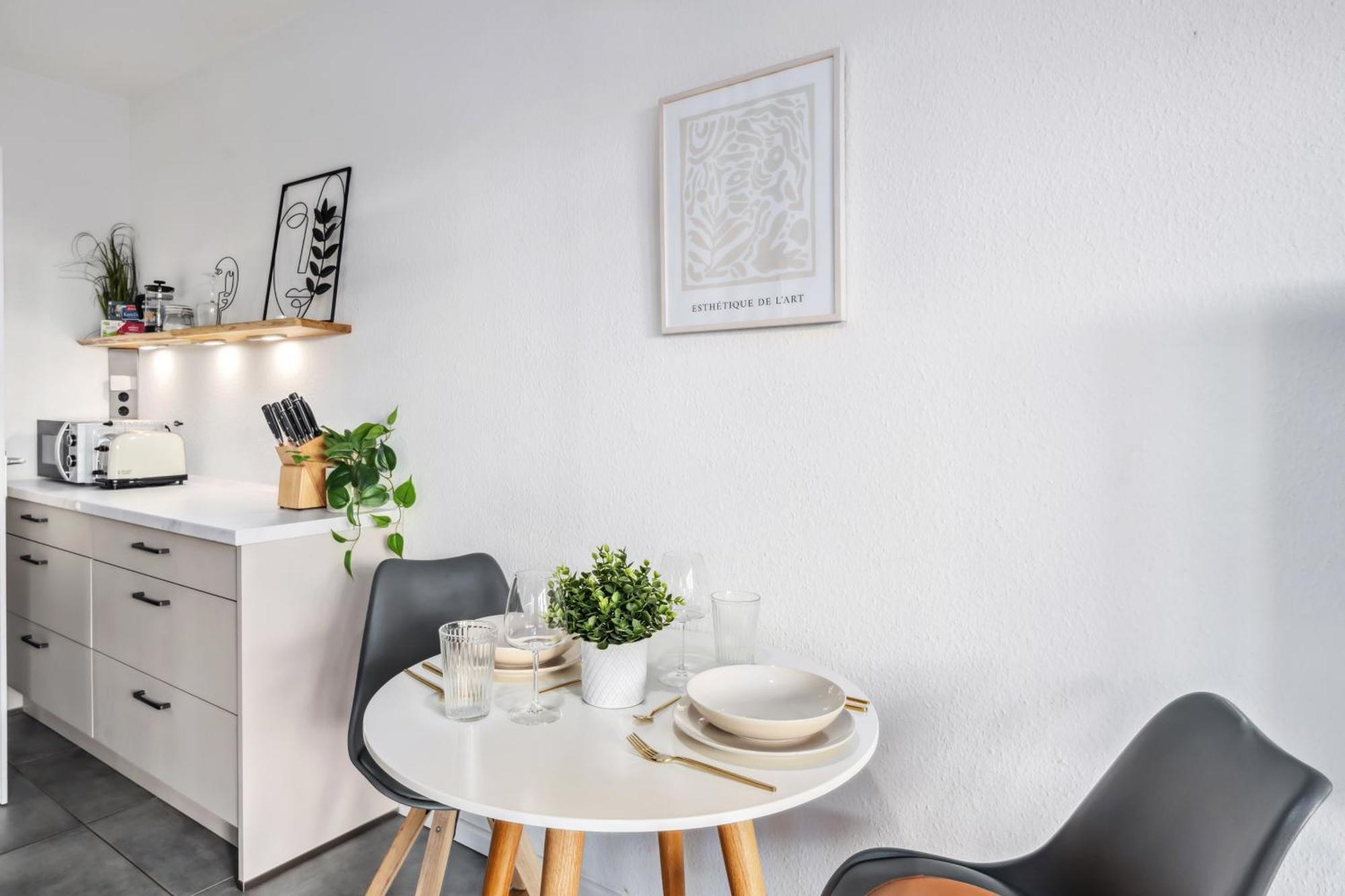 Traber Apartments Studio Kaffee Terrasse & Parken Lipsko Exteriér fotografie